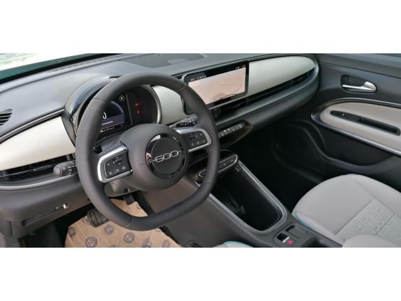Fiat 600 1.2 Hybrid 145 DCT LA PRIMA Bleu
