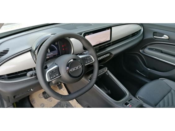 Fiat 600 1.2 Hybrid 145 DCT Icône Beige Sable