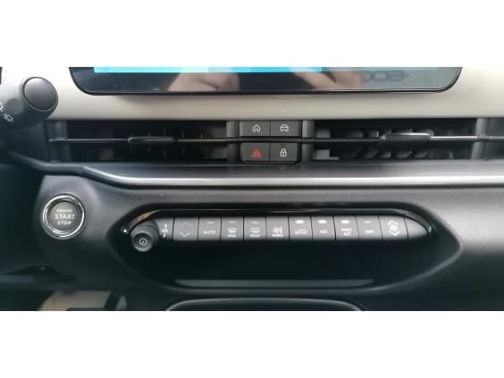 Fiat 600 1.2 Hybrid 145 DCT Icône Beige Sable