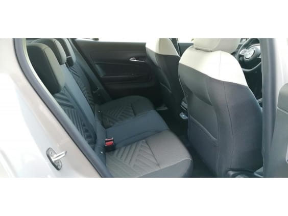 Fiat 600 1.2 Hybrid 145 DCT Icône Beige Sable