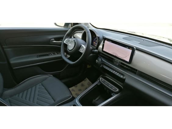 Fiat 600 1.2 Hybrid 145 DCT Icône Beige Sable