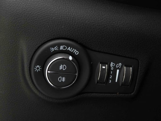 Jeep Compass E-HYBRID 130 T4 AUT SUMMIT Gris