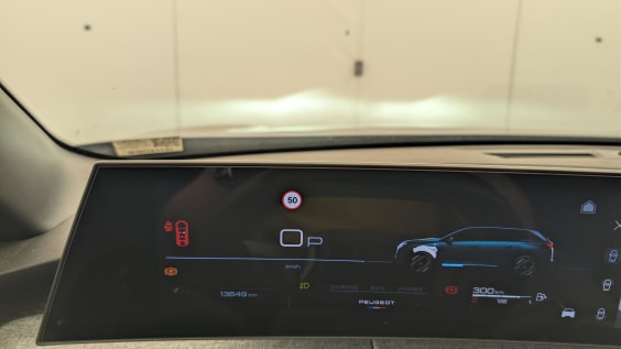 Peugeot 5008 Hybrid 136 e-DCS6 Allure Gris Artense