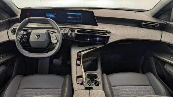Peugeot 5008 Hybrid 136 e-DCS6 Allure Gris Artense