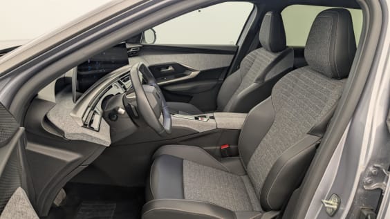 Peugeot 5008 Hybrid 136 e-DCS6 Allure Gris Artense