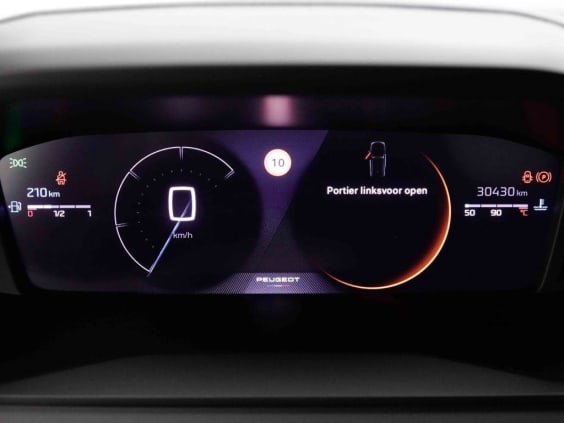 Peugeot 2008 1.2 T 100 Allure Noir