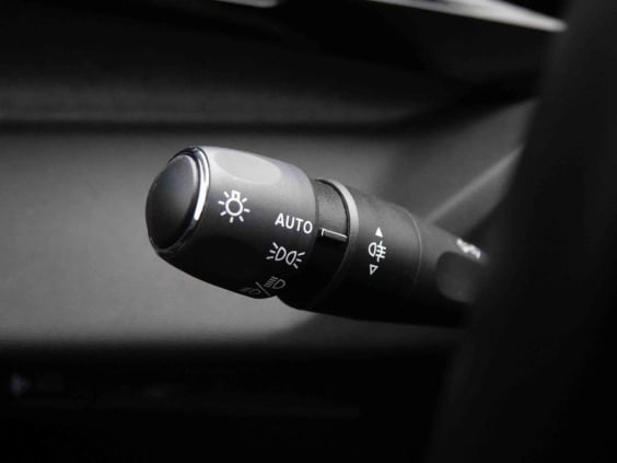 Peugeot 408 Hybrid 145 e-DCS6 Allure Gris