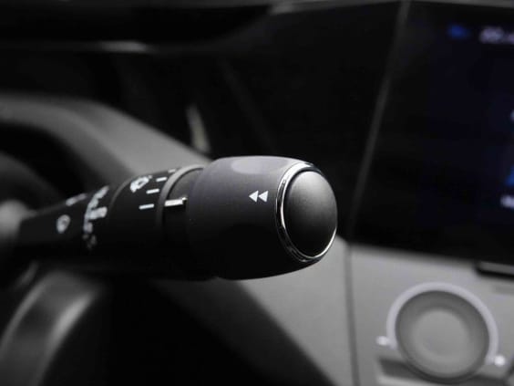 Peugeot 408 Hybrid 145 e-DCS6 Allure Gris