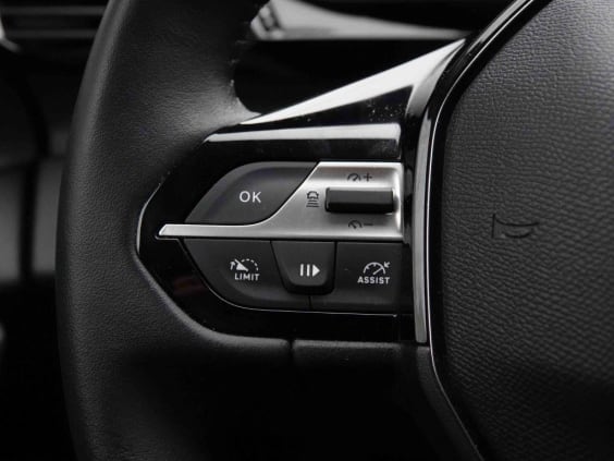 Peugeot 408 Hybrid 145 e-DCS6 Allure Gris