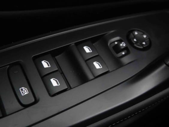 Peugeot 408 Hybrid 145 e-DCS6 Allure Gris
