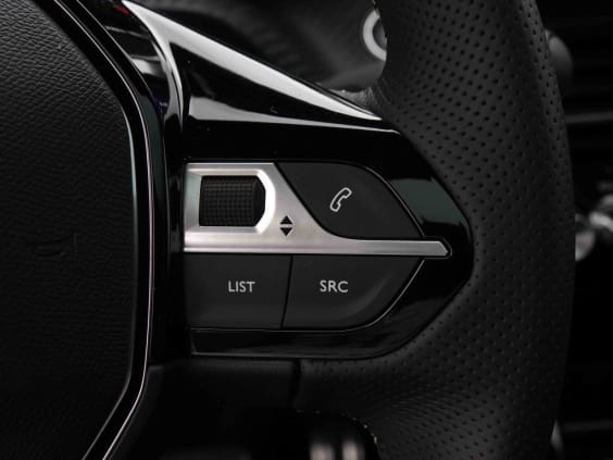 Peugeot 208 110 eDSC6 HYBRID GT-Line Noir