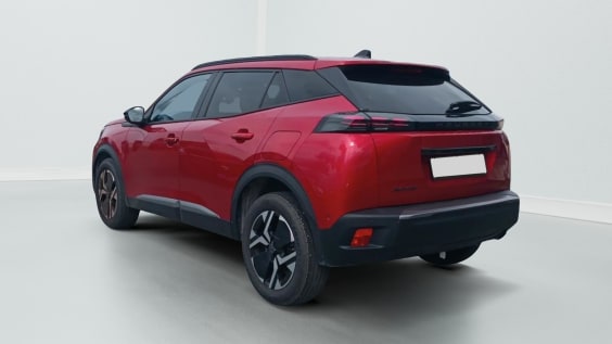 Peugeot 2008 1.2 100 allure Rouge Elixir