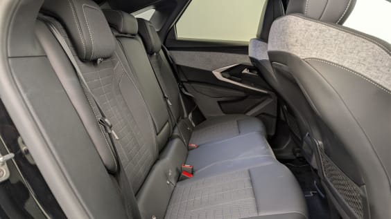 Peugeot 3008 Hybrid 145 e-DCS6 GT Noir Perla Nera