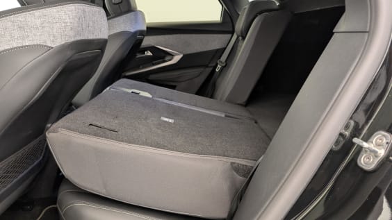 Peugeot 3008 Hybrid 145 e-DCS6 GT Noir Perla Nera