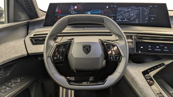 Peugeot 3008 Hybrid 145 e-DCS6 GT Noir Perla Nera