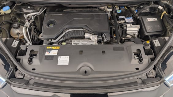 Peugeot 3008 Hybrid 145 e-DCS6 GT Noir Perla Nera
