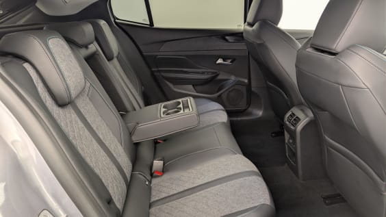 Peugeot 408 Hybrid 136 e-DCS6 Allure gris artense