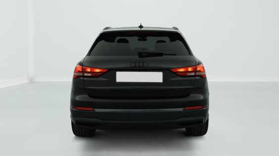 Audi Q3 35 TDI 150 ch S tronic 7 Design Noir Mythic