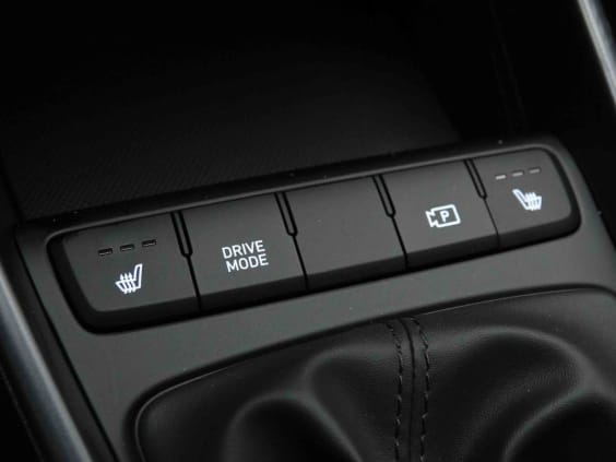 Hyundai Bayon 1.0 T-GDI 90 TECHNO Rouge