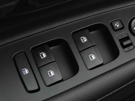 Hyundai Bayon 1.0 T-GDI 90 TECHNO Rouge