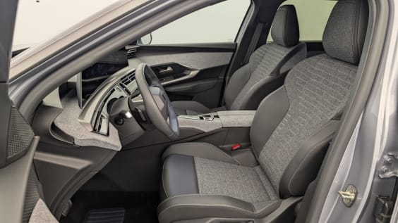 Peugeot 5008 HYBRID 145 CH E-DCS6 ALLURE Gris Artense