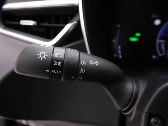 Suzuki Swace 1.8 HYBRID CVT TOURING Bleu
