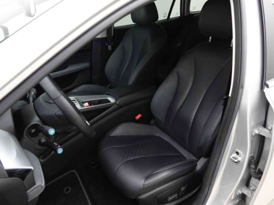 MG MG5 61 KWH  LUXURY LONG RANGE Argent