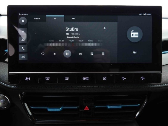 MG MG5 61 KWH  LUXURY LONG RANGE Argent