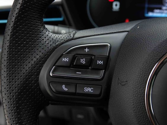 MG MG5 61 KWH  LUXURY LONG RANGE Argent