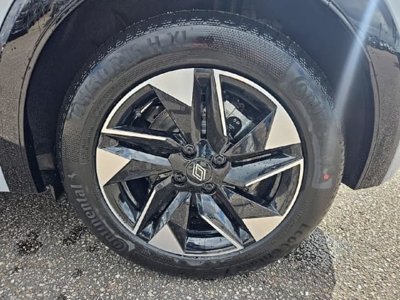 Renault CLIO VI 1.2 tce 115 techno edc Gris Rafale