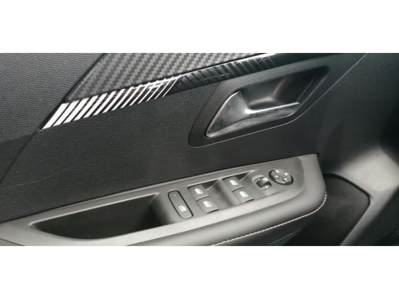 Peugeot 208 1.2 puretech 100 allure Gris clair