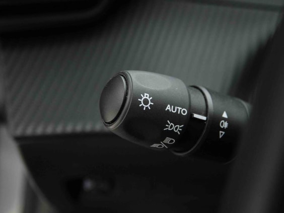 Peugeot 208 1.2 T 100 Allure Gris