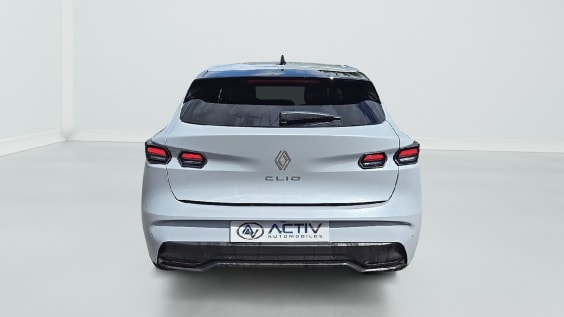 Renault CLIO VI 1.2 tce 115 techno edc Gris Rafale