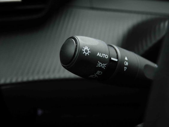Peugeot 208 1.2 TURBO 100 ALLURE Gris