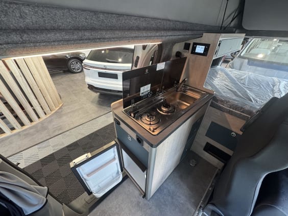 Stylevan Origin EQUINOX IV FORD CUSTOM LONG - 150 CV Blanc