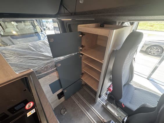 Stylevan Origin EQUINOX IV FORD CUSTOM LONG - 150 CV Blanc