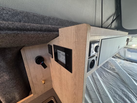 Stylevan Origin EQUINOX IV FORD CUSTOM LONG - 150 CV Blanc