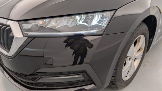 Skoda Octavia Combi 2.0 TDI 150 ch DSG7 Ambition Noir Magic Nacré