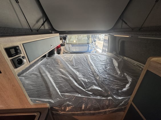Stylevan Origin EQUINOX IV FORD CUSTOM LONG - 150 CV Blanc