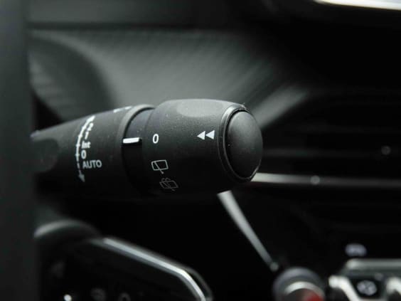 Peugeot 208 1.2 TURBO 100 ALLURE Argent