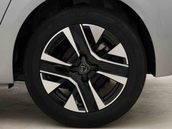 Peugeot 208 1.2 TURBO 100 ALLURE Argent