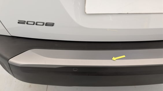 Peugeot 2008 100 S&S BVM6 Allure Blanc Okenite
