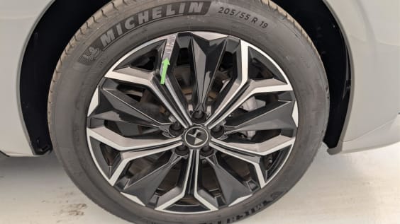 DS DS4 PureTech 130 EAT8 Rivoli Gris Laqué