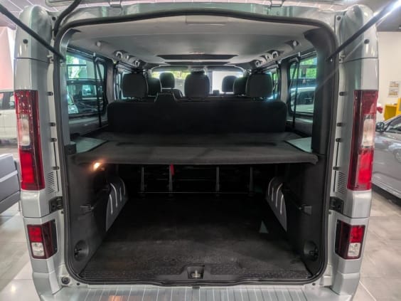 Nissan PRIMASTAR COMBI Primastar Combi L2H1 3.0t 2.0 dCi 150 S/S BVM Tekna Gris Highland
