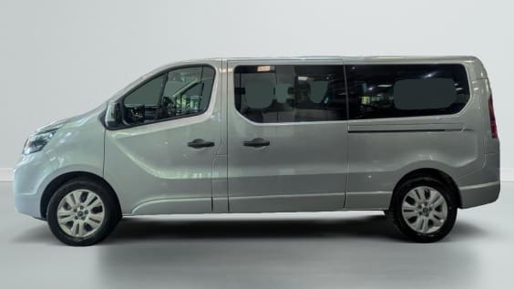 Nissan PRIMASTAR COMBI Primastar Combi L2H1 3.0t 2.0 dCi 150 S/S BVM Tekna Gris Highland
