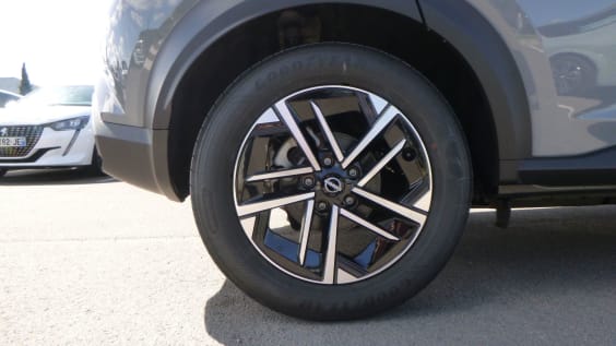 Nissan JUKE Juke HYBRID 143 N-Connecta Gris Argile / Toit Noir