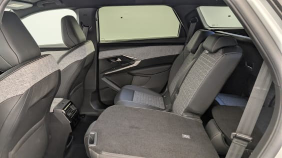 Peugeot 5008 HYBRID 145 CH E-DCS6 ALLURE Blanc Okenite