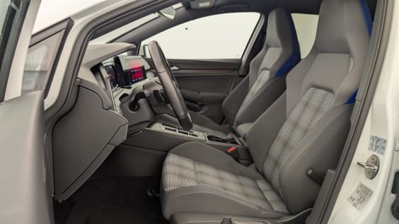 Volkswagen GOLF 8 1.4 HYBRIDE RECHARGEABLE OPF 245 DSG6 GTE Blanc Pur