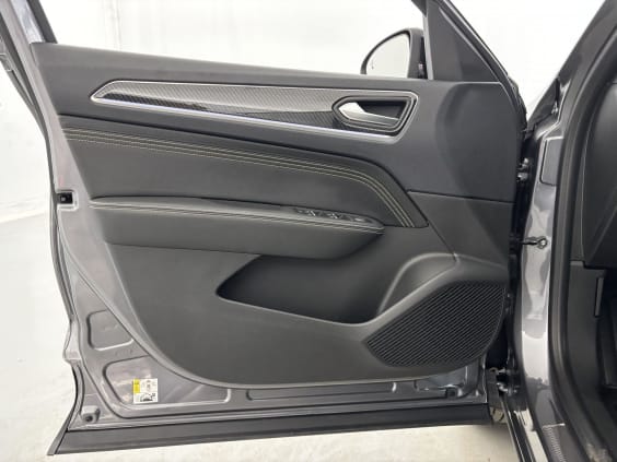 Renault Arkana E-Tech hybride 145 - 22 Engineered Gris