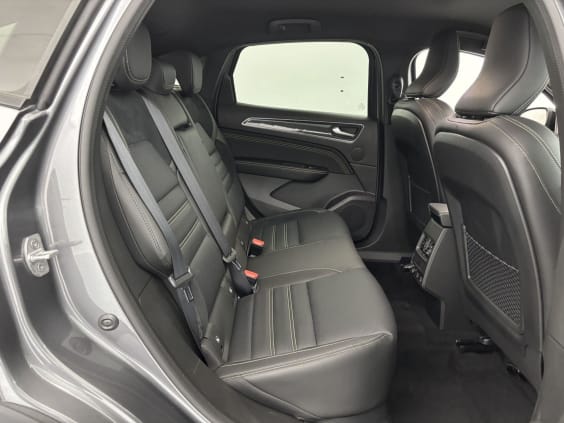 Renault Arkana E-Tech hybride 145 - 22 Engineered Gris